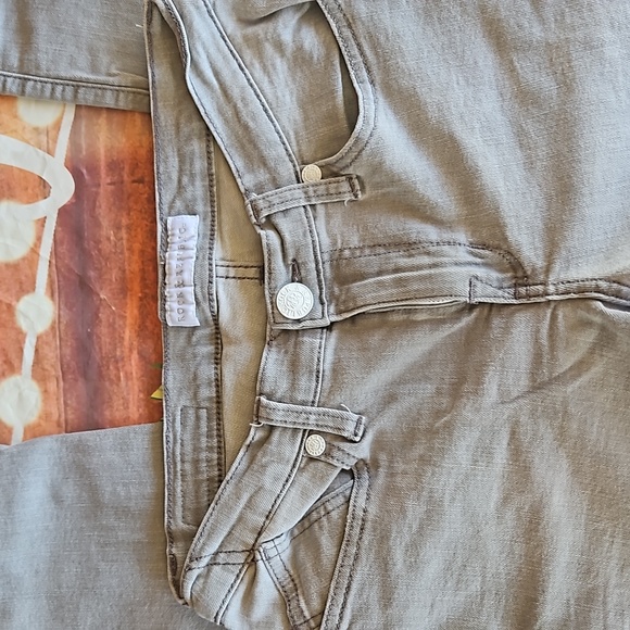 M Rock and Republic jeans - Picture 3 of 8